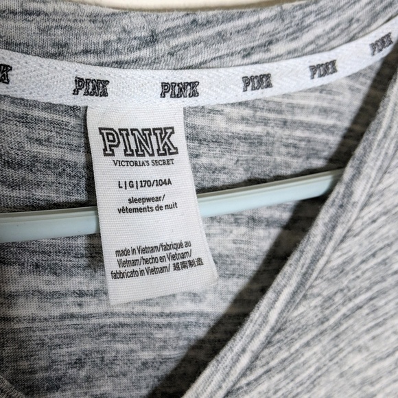 PINK VS vneck top - Picture 3 of 3